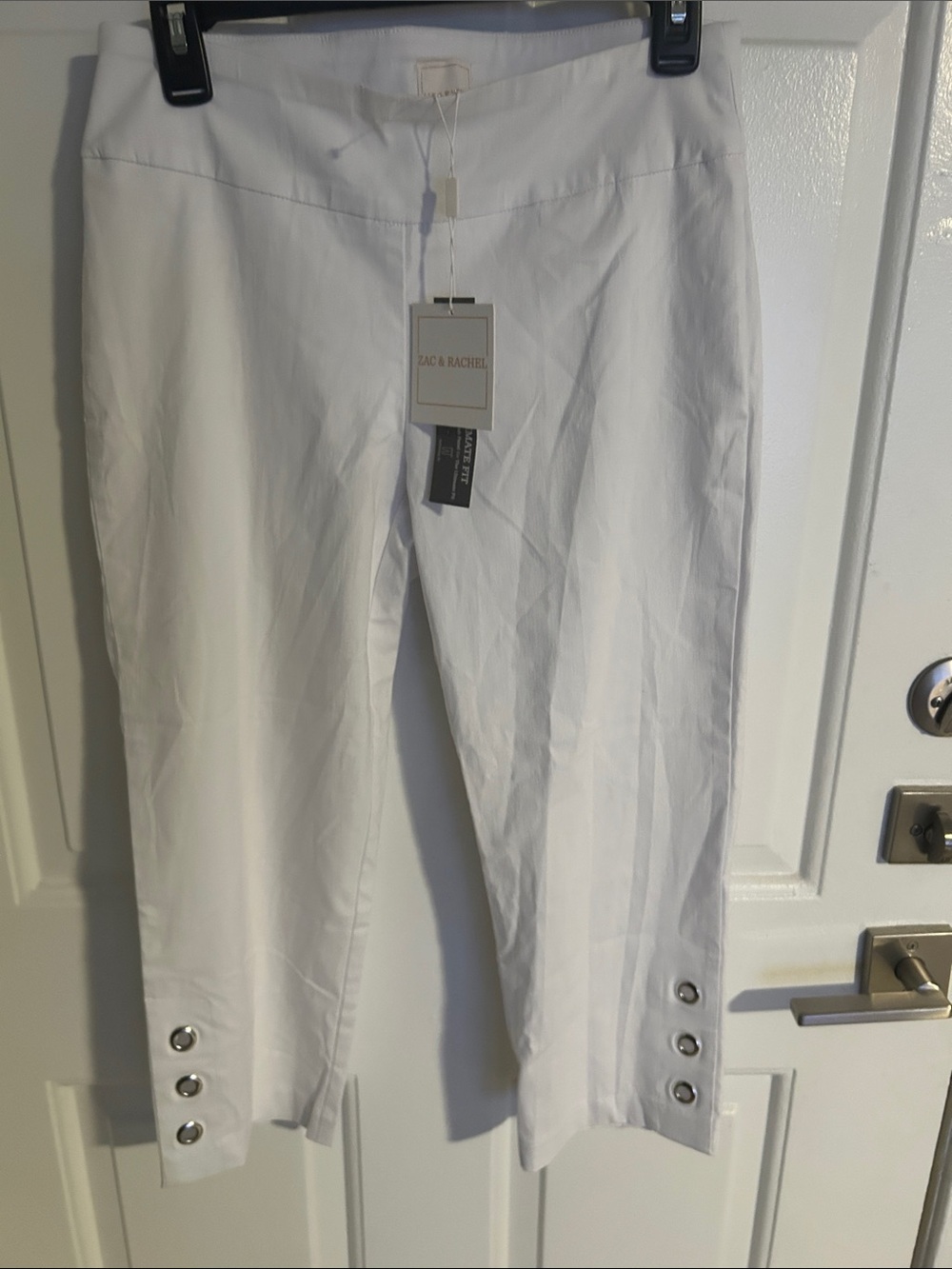 Zac & Rachel White Cropped Pants with Silver Button Hem - Picture 1 of 5